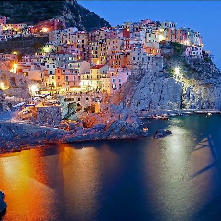 Casetta Romantica Viola Lerici Zewnętrze zdjęcie